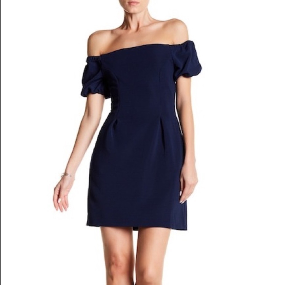 🌟✨Host Pick!🌟✨Leyden off-the- shoulder dress